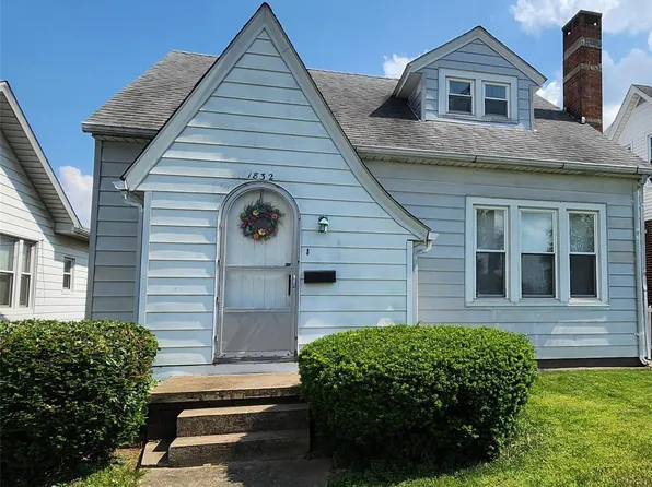 1832 Swanwick St, Chester, IL 62233
