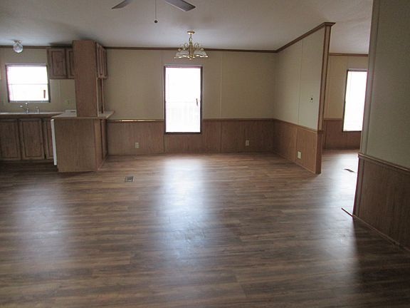 3rd image of 26345 Dakota Ln