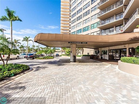 3rd image of 3800 Galt Ocean Dr APT 908