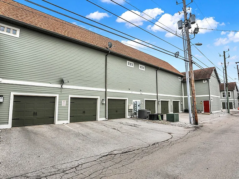 2241 N Scioto St #2 — Photo 30