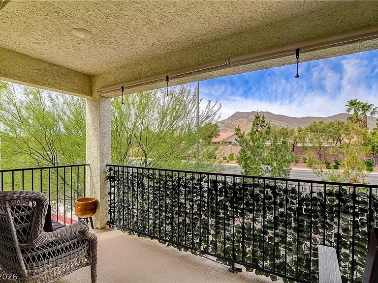 3715 Brilliant Sunset St — Photo 41