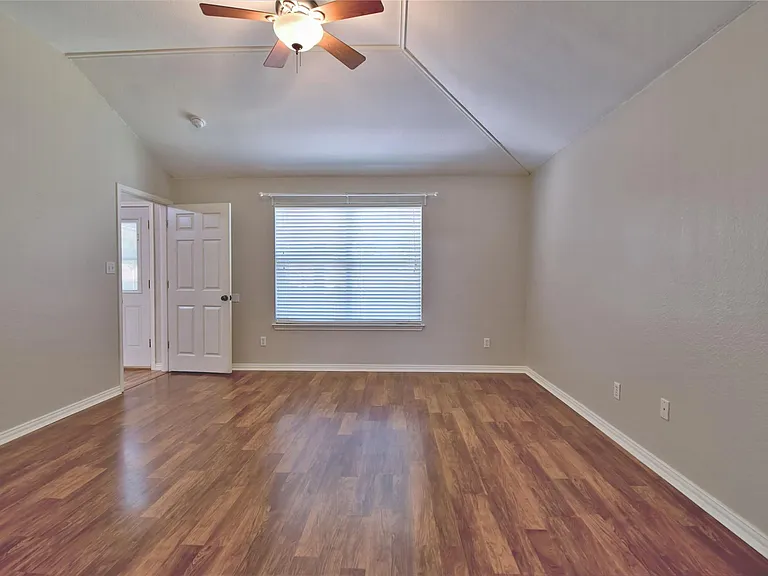 807 Wild Petunia Way — Photo 17