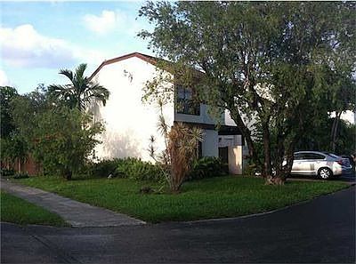 1st image of 463 NW 98th Ct #463