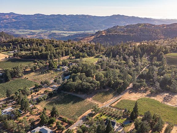 3rd image of 710 Anderson Lane