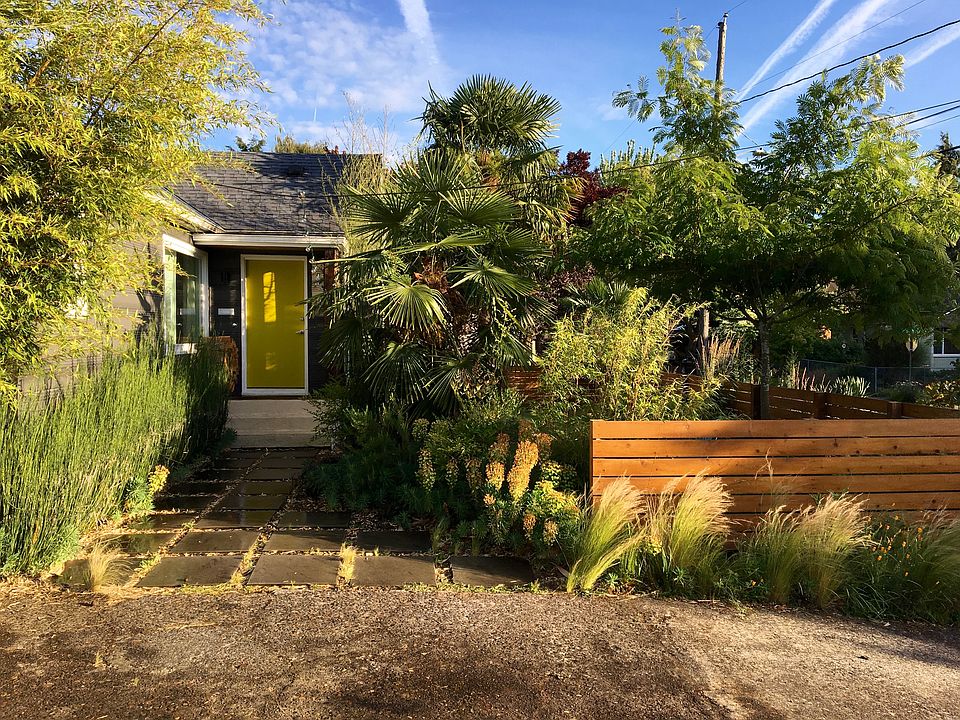 entry from driveway