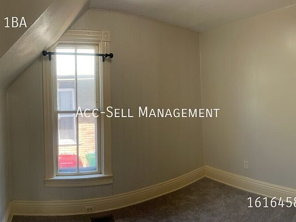 5th image of 545 Fremont Ave NW