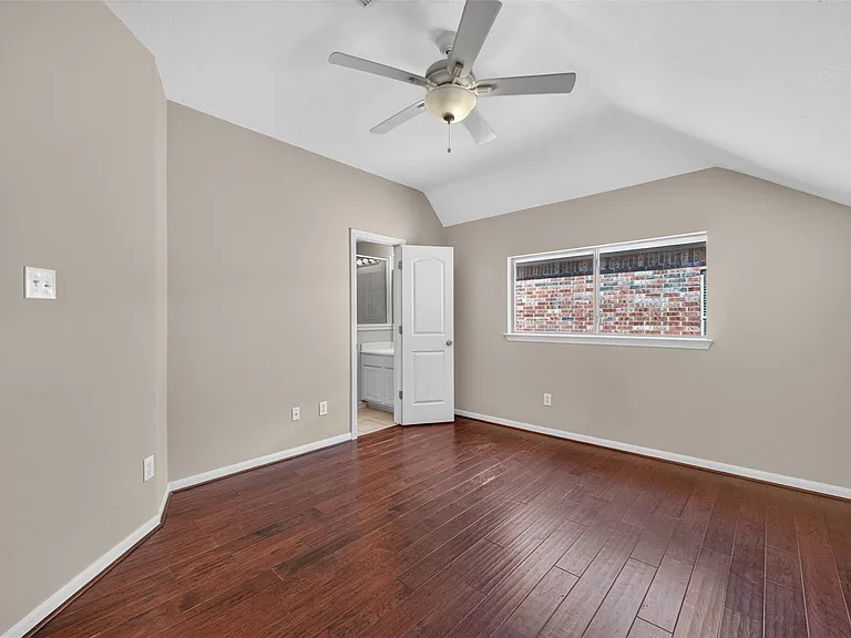 21327 Pennshore Ln — Photo 21