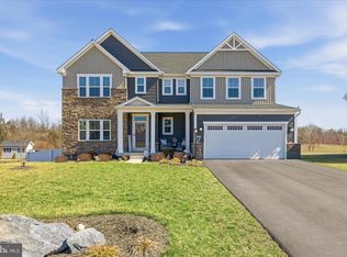 111 Decatur Cir, Stephens City, VA 22655