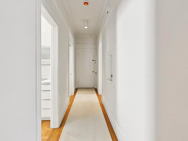 304 Walnut St #A3 — Photo 18