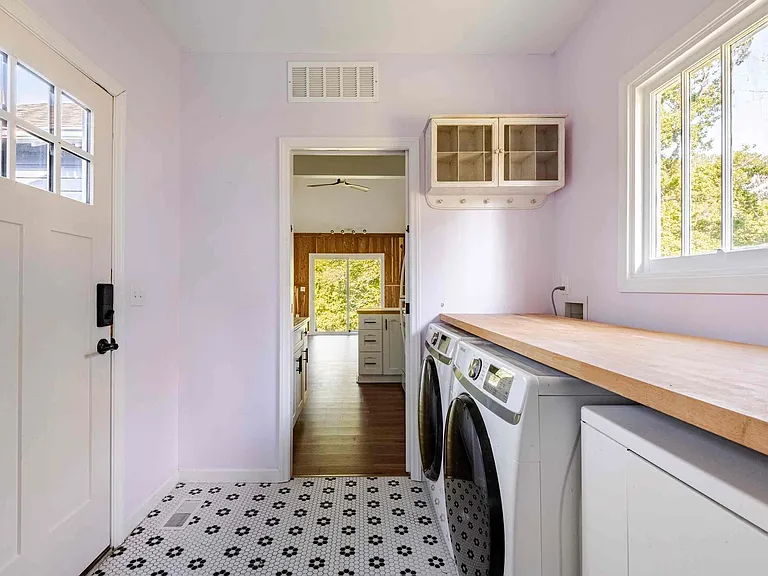 3309 Spector St — Photo 34