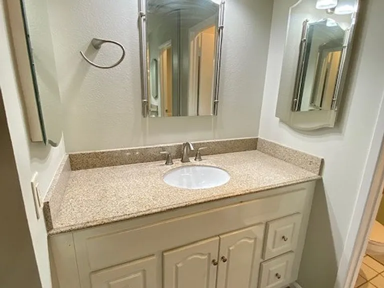 7084 Island Village Dr — Photo 23