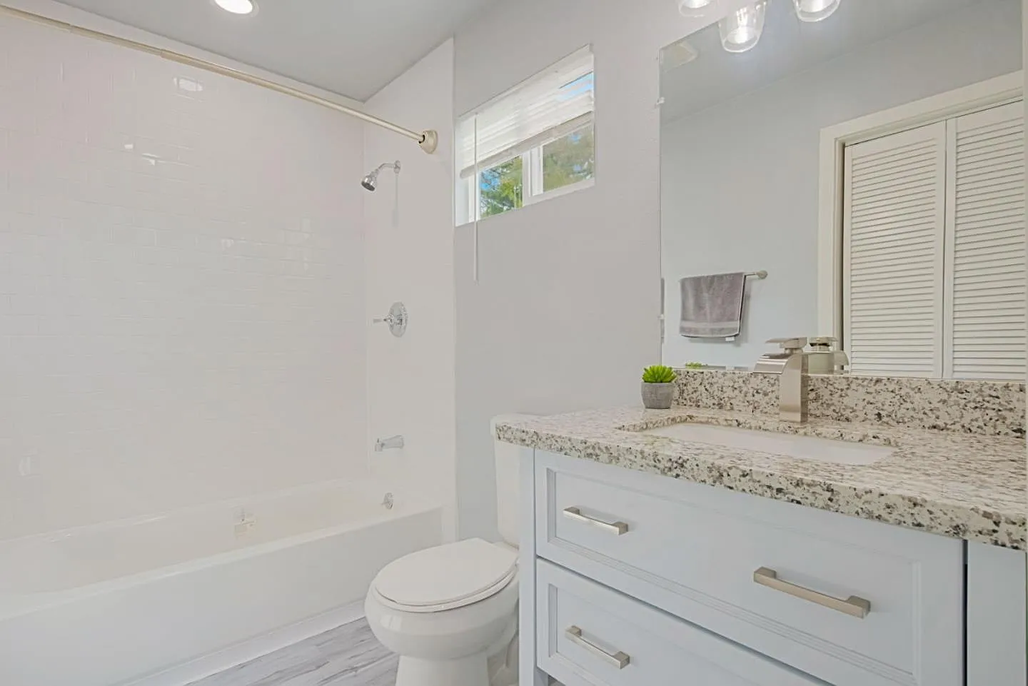 Studio, 542 sqft, $1,499 — Photo 4
