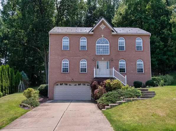 2013 Blossom Dr, Gibsonia, PA 15044