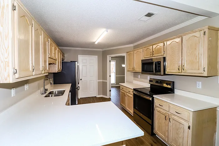 9159 Bellehurst Cv — Photo 10