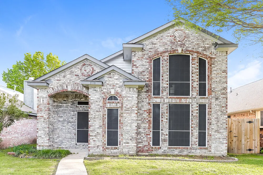 3 bed, 2.0 bath, 1648 sqft, $2,240 — Photo 1
