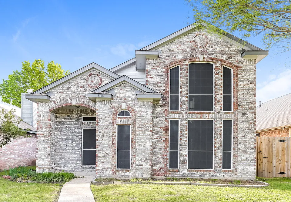 3110 Sara Dr