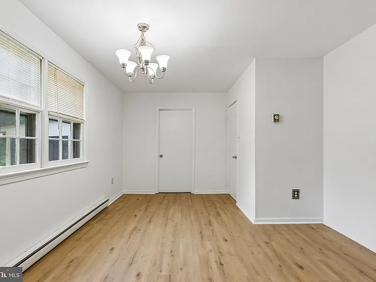 8755 Trinity Ln — Photo 21