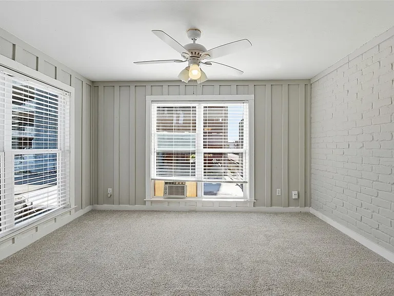 7535 Olympia Dr — Photo 19