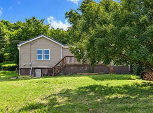 1618 Beaver Rd, Ambridge, PA 15003