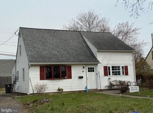 321 W Chestnut St, Pottstown, PA 19464