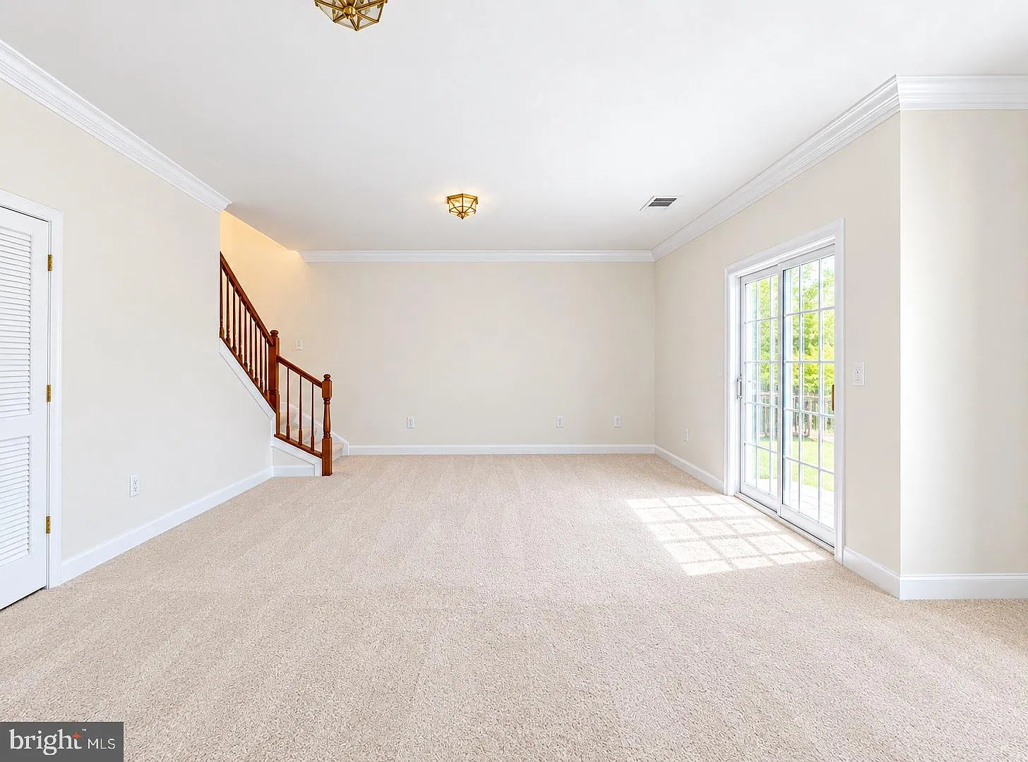 3 bed, 2.5 bath, 1694 sqft, $2,950 — Photo 3