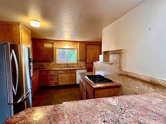 4th image of 2095 Camino Lado