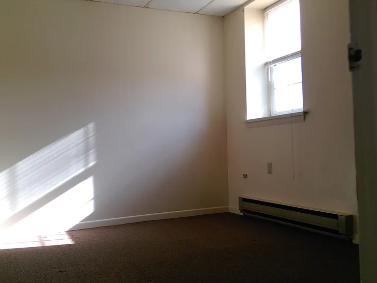 1854 Main St #9 — Photo 2