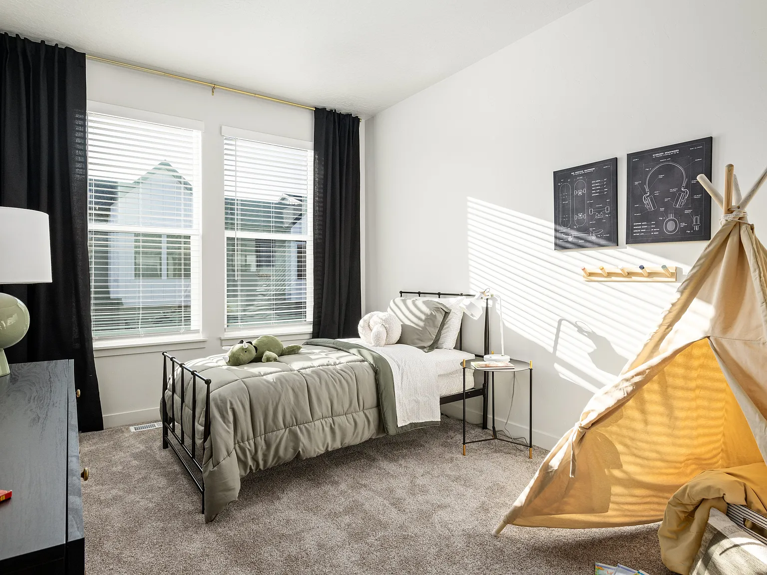 Calypso Townhomes — Photo 4