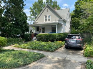 402 N Garfield Ave, Champaign, IL 61821