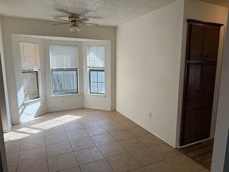 16307 Framingham Cir — Photo 5