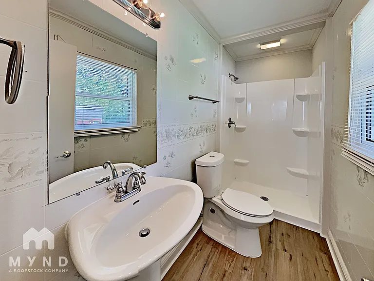 2338 Linwood Rd — Photo 12
