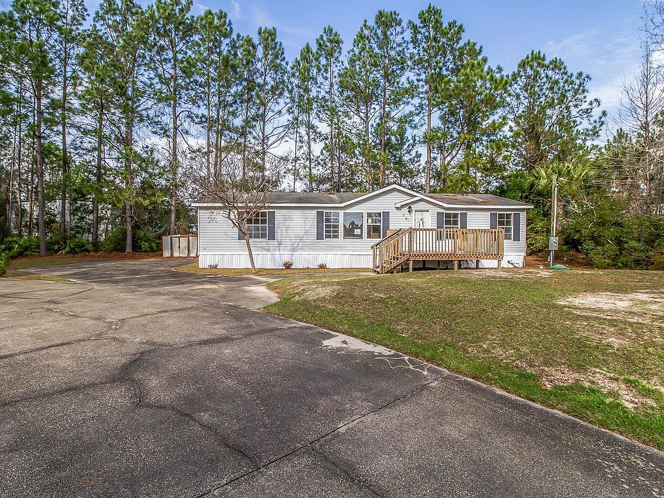 1st image of 301 Edgewood Ter