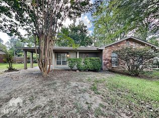 5663 Cherokee Dr, Horn Lake, MS 38637