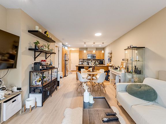 5th image of 5000 Imperial St #307
