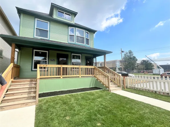 2912 Garland St, Detroit, MI 48214