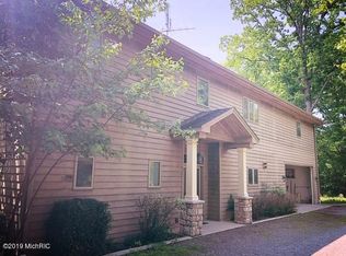 16431 Glassman Rd, Union Pier, MI 49129