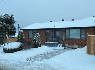 31 Crosland Dr #B, Toronto, ON M1R4M6