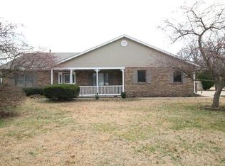 76 Shirlwin Dr, Granite City, IL