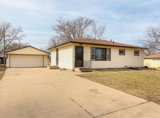 133 Desoto Ave, Waterloo, IA 50701