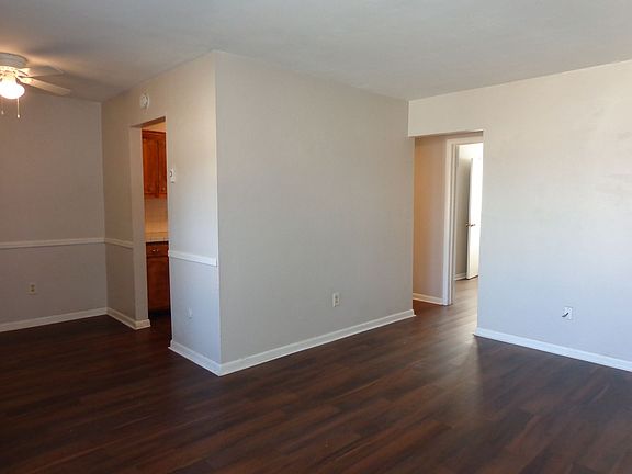 2nd image of 5537 Iowa Ave #5539-H
