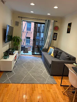 Rented by Park River | media 4