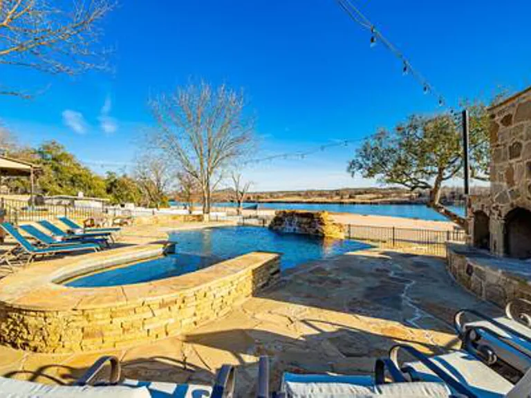 River Oaks Dr — Photo 46