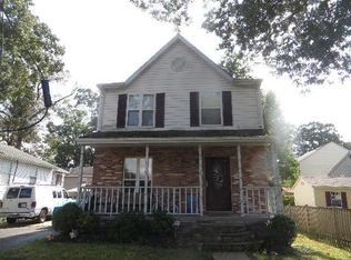 753 209th St, Pasadena, MD 21122