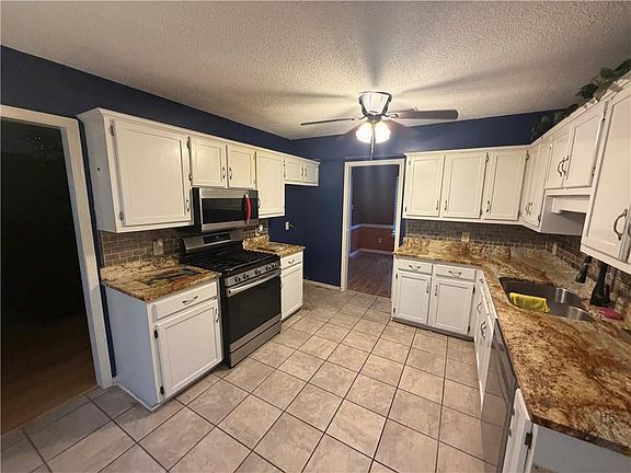 5th image of 5920 Cinnamon Ct