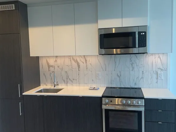 500 Dupont St, Toronto, ON