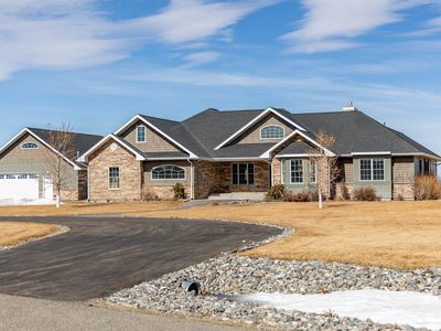 50 Liberty Ln, Cody, WY, 82414