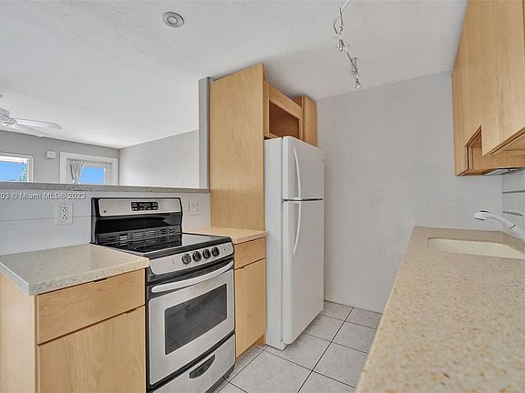 2nd image of 2909 Middle River Dr APT 204