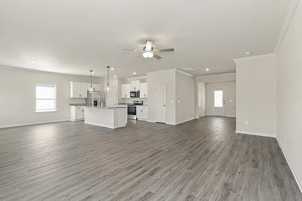 4 bed, 3.0 bath, 2247 sqft, $1,990 — Photo 4