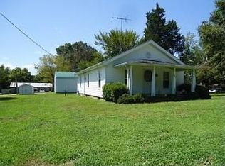 606 Park St, Willow Springs, MO 65793