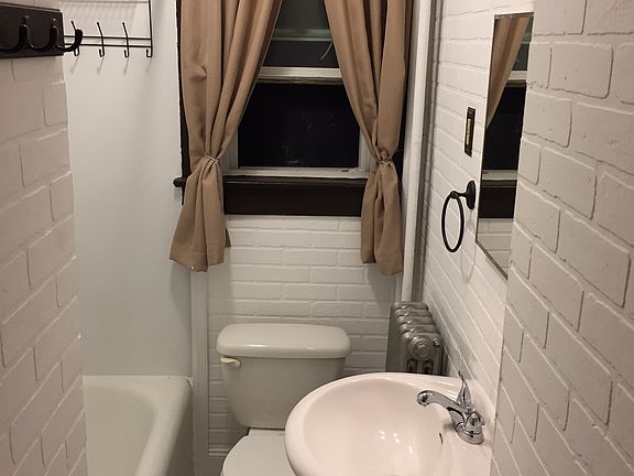 3rd image of 31 Kenosha St